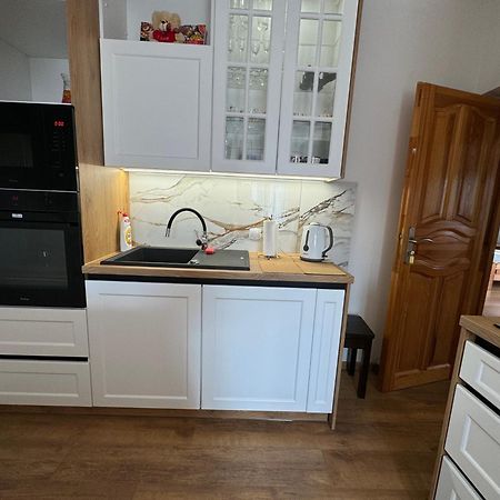 Gut Apartment 波罗宁 外观 照片