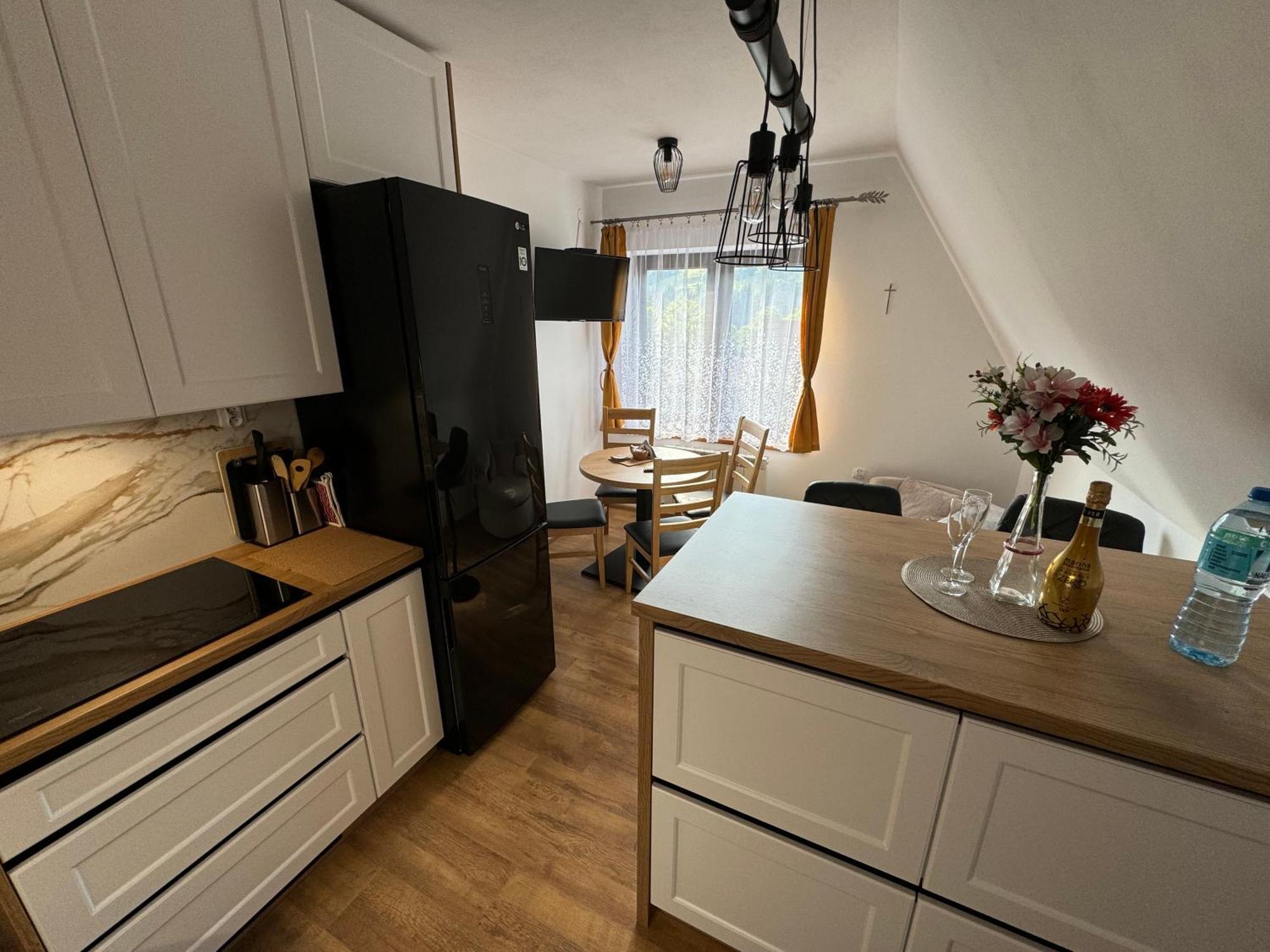 Gut Apartment 波罗宁 外观 照片