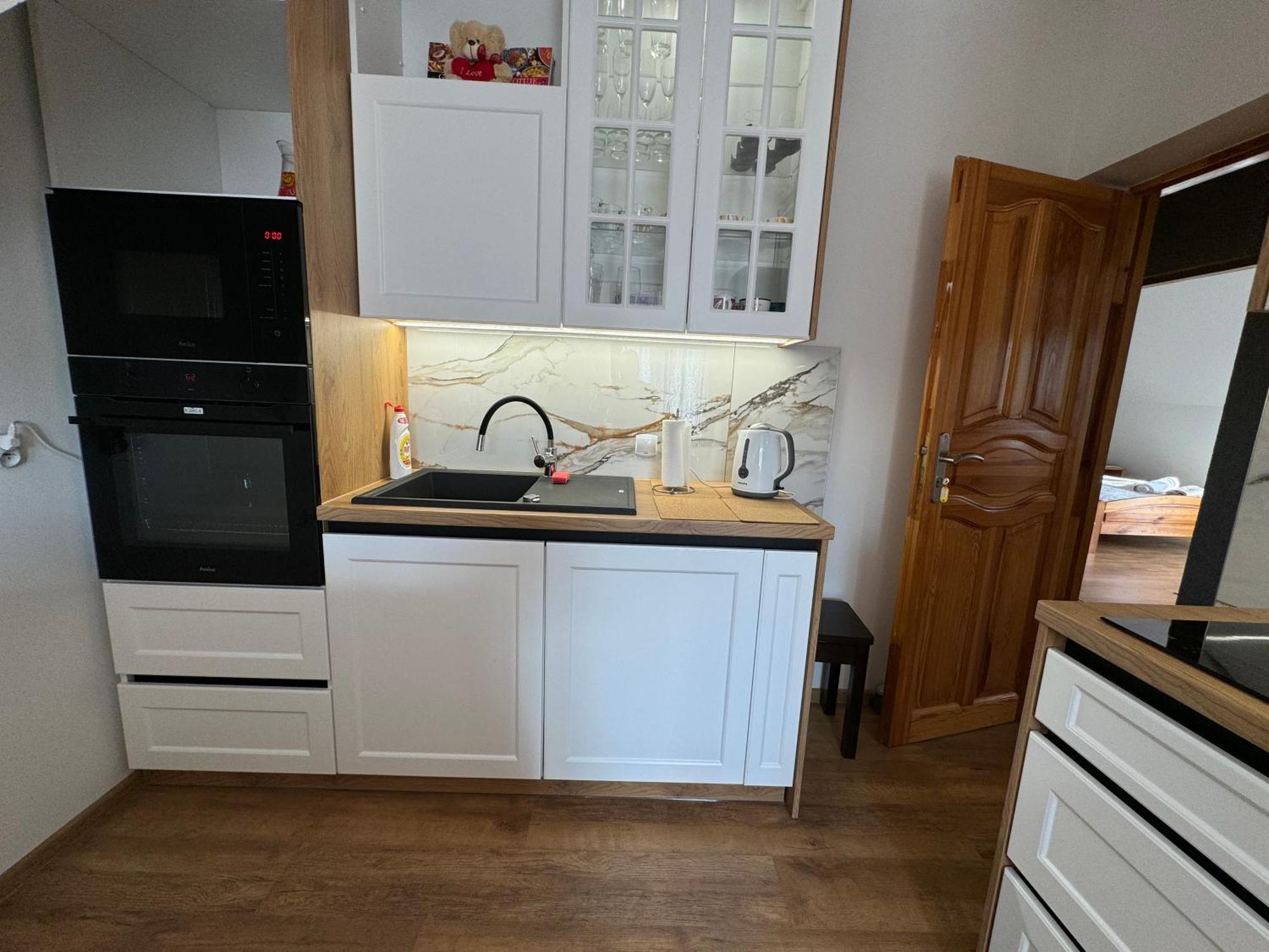 Gut Apartment 波罗宁 外观 照片