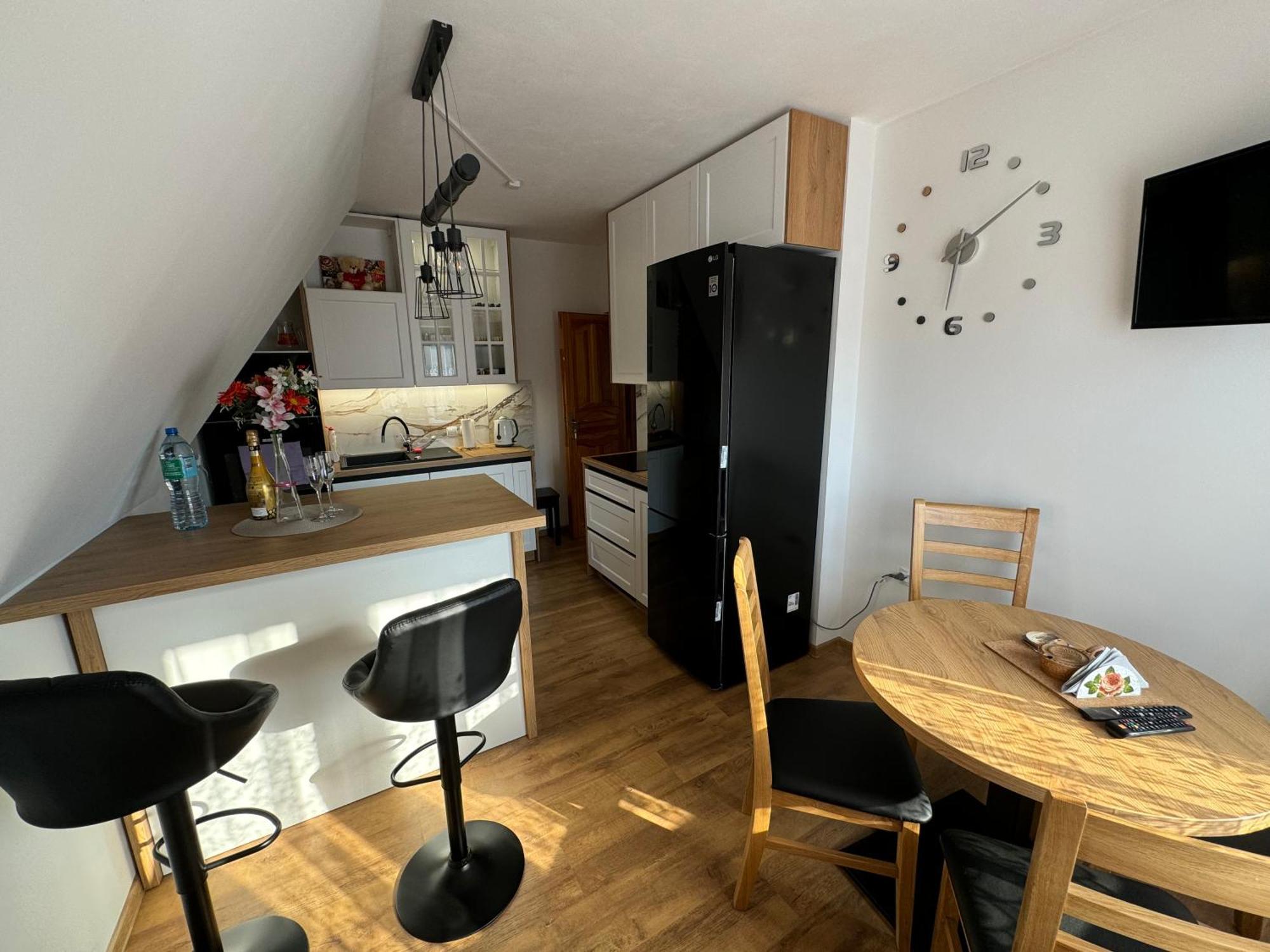 Gut Apartment 波罗宁 外观 照片